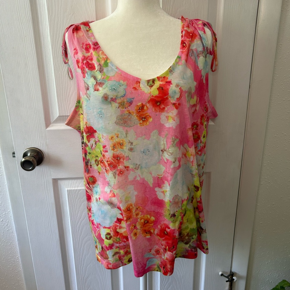 *Concepts sleeveless Top